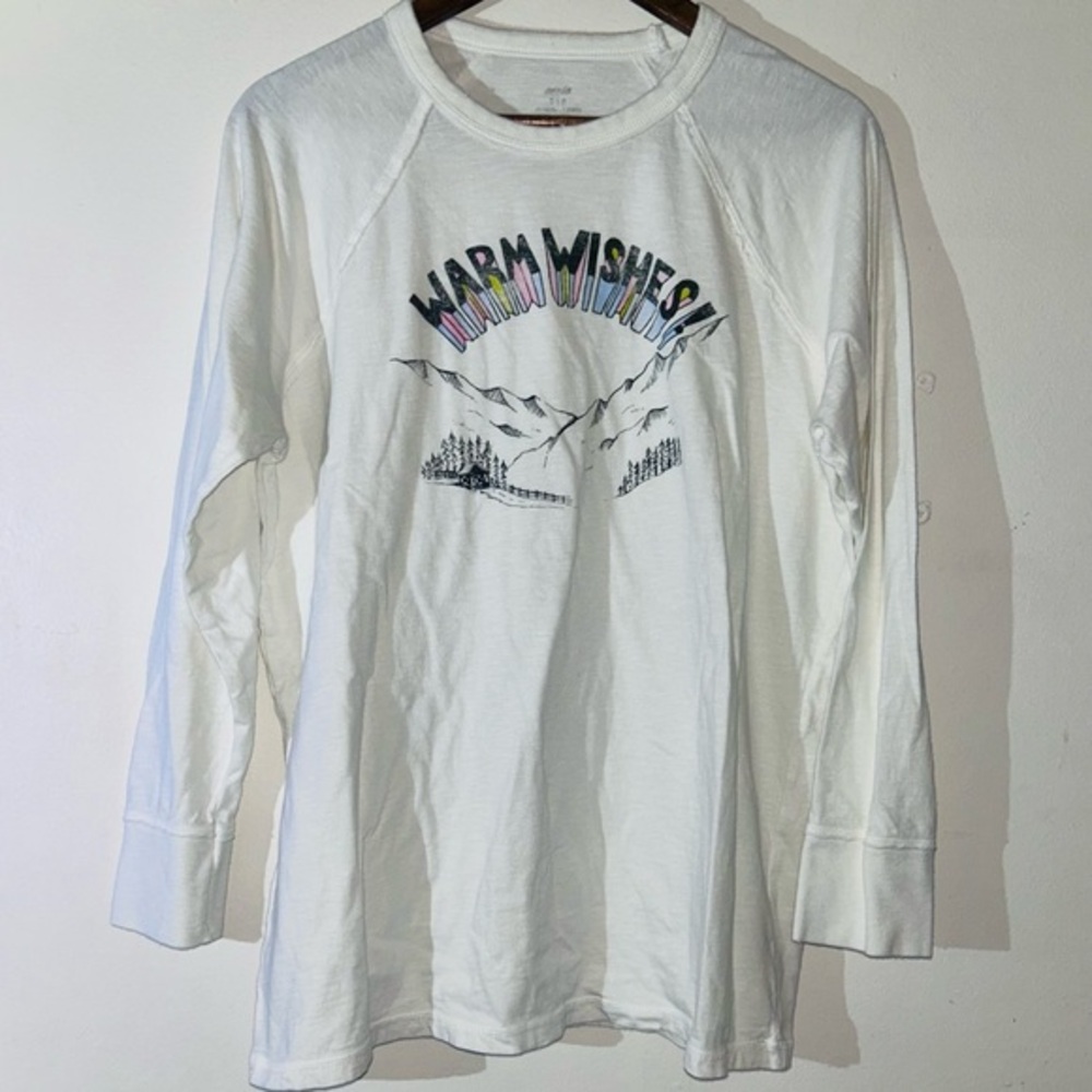 Aerie Warm Wishes Mountain Graphic Raglan Long Sleeve Shirt SIZE SMALL
